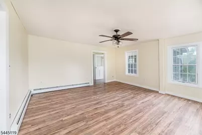 68 Libertyville Rd, Wantage, NJ 07461 - Photo 12