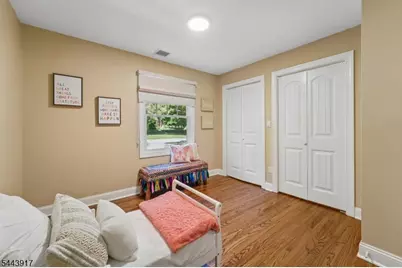 1050 Pines Lake Dr, Wayne, NJ 07470 - Photo 22