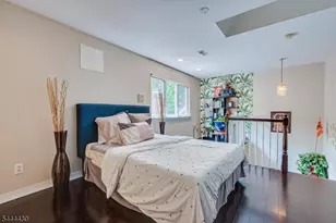 162 Coppertree Ct, Edison, NJ 08820 - Photo 28