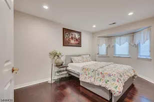 162 Coppertree Ct, Edison, NJ 08820 - Photo 24