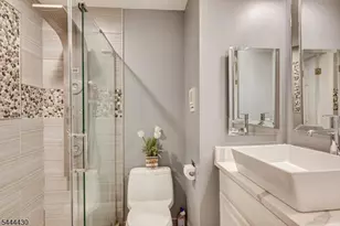 162 Coppertree Ct, Edison, NJ 08820 - Photo 26