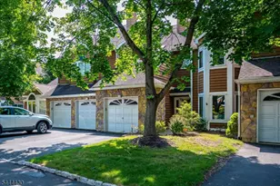 162 Coppertree Ct, Edison, NJ 08820 - Photo 38