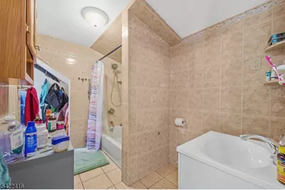 151 Conover Ave, Nutley, NJ 07110 - Photo 18