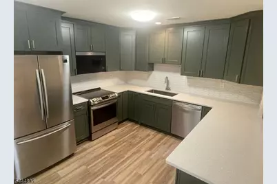 67 Gannett Ct, Wayne, NJ 07470 - Photo 10