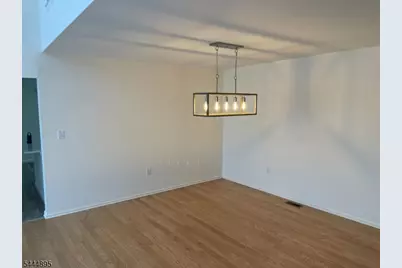 67 Gannett Ct, Wayne, NJ 07470 - Photo 4