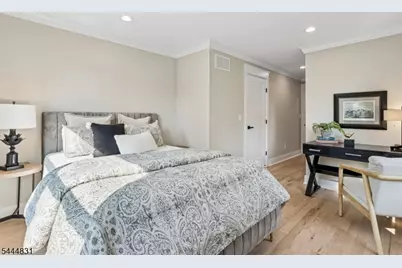 122 Stanmore Pl, Westfield, NJ 07090 - Photo 12