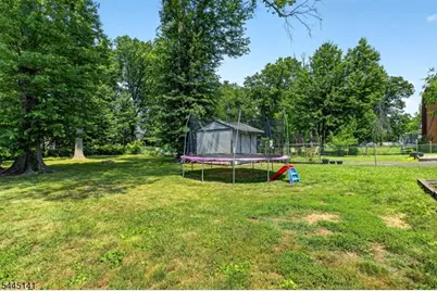 93 Gaywood Ave, Woodbridge Township, NJ 07067 - Photo 20