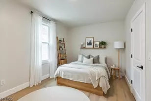 152 N Clinton St, East Orange, NJ 07017 - Photo 8