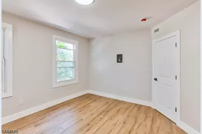 152 N Clinton St, East Orange, NJ 07017 - Photo 36