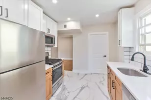 152 N Clinton St, East Orange, NJ 07017 - Photo 26