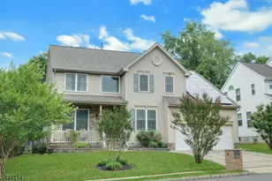 64 Walters Brook Dr, Bridgewater, NJ 08807 - Photo 2