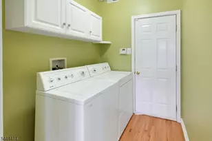 64 Walters Brook Dr, Bridgewater, NJ 08807 - Photo 18