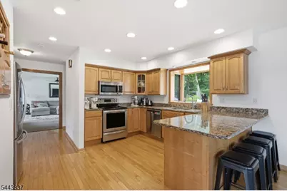 8 Oakwood Rd, Jefferson Township, NJ 07849 - Photo 8