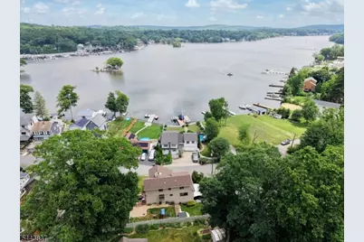 8 Oakwood Rd, Jefferson Township, NJ 07849 - Photo 34