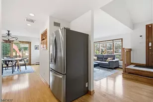 8 Oakwood Rd, Jefferson Township, NJ 07849 - Photo 10