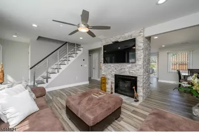 106 Greenbrook Rd, Green Brook Township, NJ 08812 - Photo 8