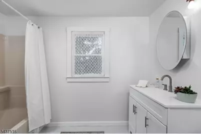 75 Lancaster Rd, Woodbridge Township, NJ 07067 - Photo 22