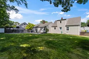 75 Lancaster Rd, Woodbridge Township, NJ 07067 - Photo 32