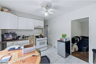 55 Schaefer Rd, Maplewood, NJ 07040 - Photo 8