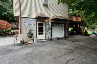 120 Barry Dr N, Vernon, NJ 07422 - Photo 4