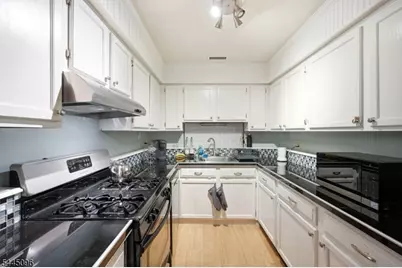 9 New Bedford Rd #G, West Milford, NJ 07480 - Photo 10