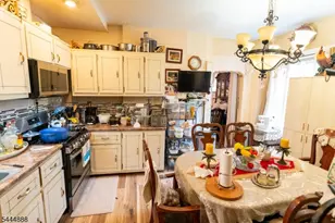 65 Taylor St, Newark, NJ 07104 - Photo 6