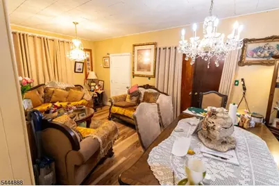 65 Taylor St, Newark, NJ 07104 - Photo 4
