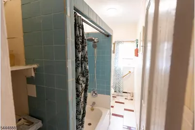 65 Taylor St, Newark, NJ 07104 - Photo 22