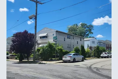 497 Clinton Pl, Newark, NJ 07112 - Photo 4
