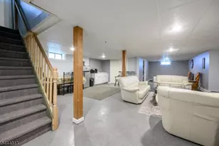 341 St Johns Pl, Bound Brook, NJ 08805 - Photo 16