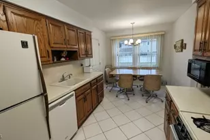 116 Stonehenge Terrace, Clark Township, NJ 07066 - Photo 8