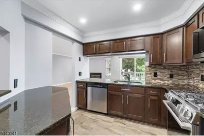 37 Amethyst Ln, Paterson, NJ 07501 - Photo 1