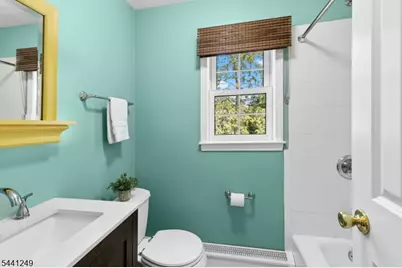 922 Cleveland Ave, Westfield, NJ 07090 - Photo 16