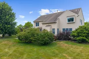 1 Tanager Dr, Raritan Township, NJ 08551 - Photo 42