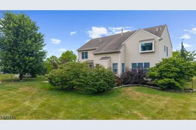 1 Tanager Dr, Raritan Township, NJ 08551 - Photo 42