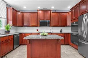 1 Tanager Dr, Raritan Township, NJ 08551 - Photo 10