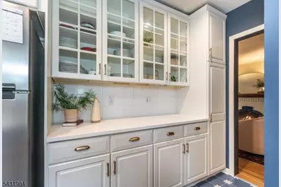 38 Burroughs Way, Maplewood, NJ 07040 - Photo 14
