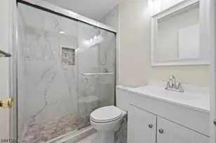 1005 Robin Rd, Hillsborough Township, NJ 08844 - Photo 12