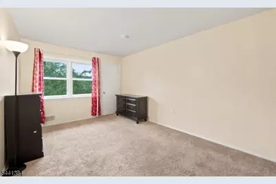 1005 Robin Rd, Hillsborough Township, NJ 08844 - Photo 8