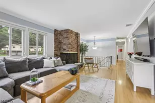 5 The Glen, Cedar Grove, NJ 07009 - Photo 4