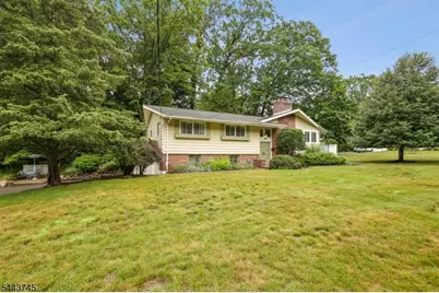 5 The Glen, Cedar Grove, NJ 07009 - Photo 1