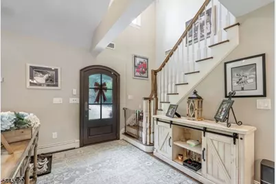 31 Osceola Rd, Wayne, NJ 07470 - Photo 4