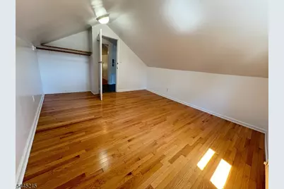 50 Brookwood Dr, Maplewood, NJ 07040 - Photo 4