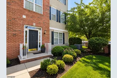 3 Liberty Way, South Bound Brook Boro, NJ 08880 - Photo 8