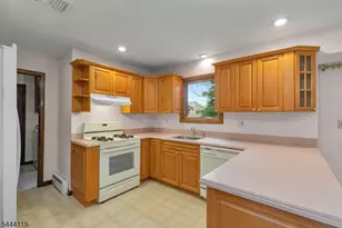 23 Puddingstone Way, Florham Park, NJ 07932 - Photo 16