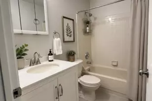 231 McAuliffe Ct, Franklin Township, NJ 08873 - Photo 12
