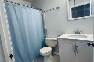 231 McAuliffe Ct, Franklin Township, NJ 08873 - Photo 10