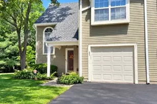 231 McAuliffe Ct, Franklin Township, NJ 08873 - Photo 1