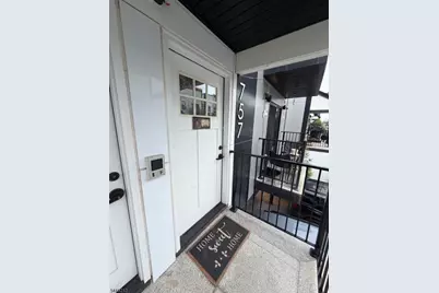 757 Seaport Dr, Elizabeth, NJ 07201 - Photo 2