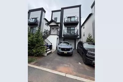 757 Seaport Dr, Elizabeth, NJ 07201 - Photo 1